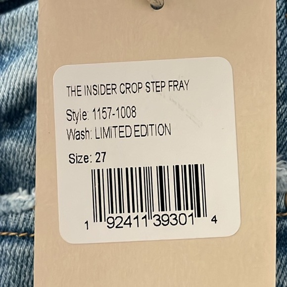 NWT MOTHER The Insider Crop Step Fray
Jeans in Limited Edition Size 27 - Picture 9 of 9